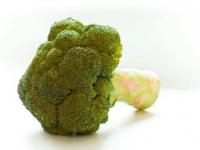 Salata de brocolli cu iaurt Salata de brocolli cu iaurt